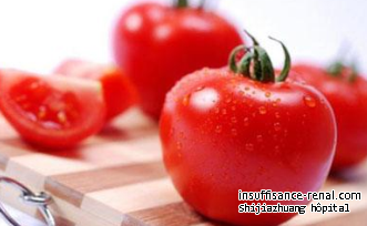 Peuvent les atteints d’insuffisance rénale manger la tomate ?