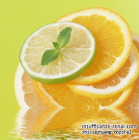 EST citron bien pour les patients atteints d’ insuffisance rénale chronique